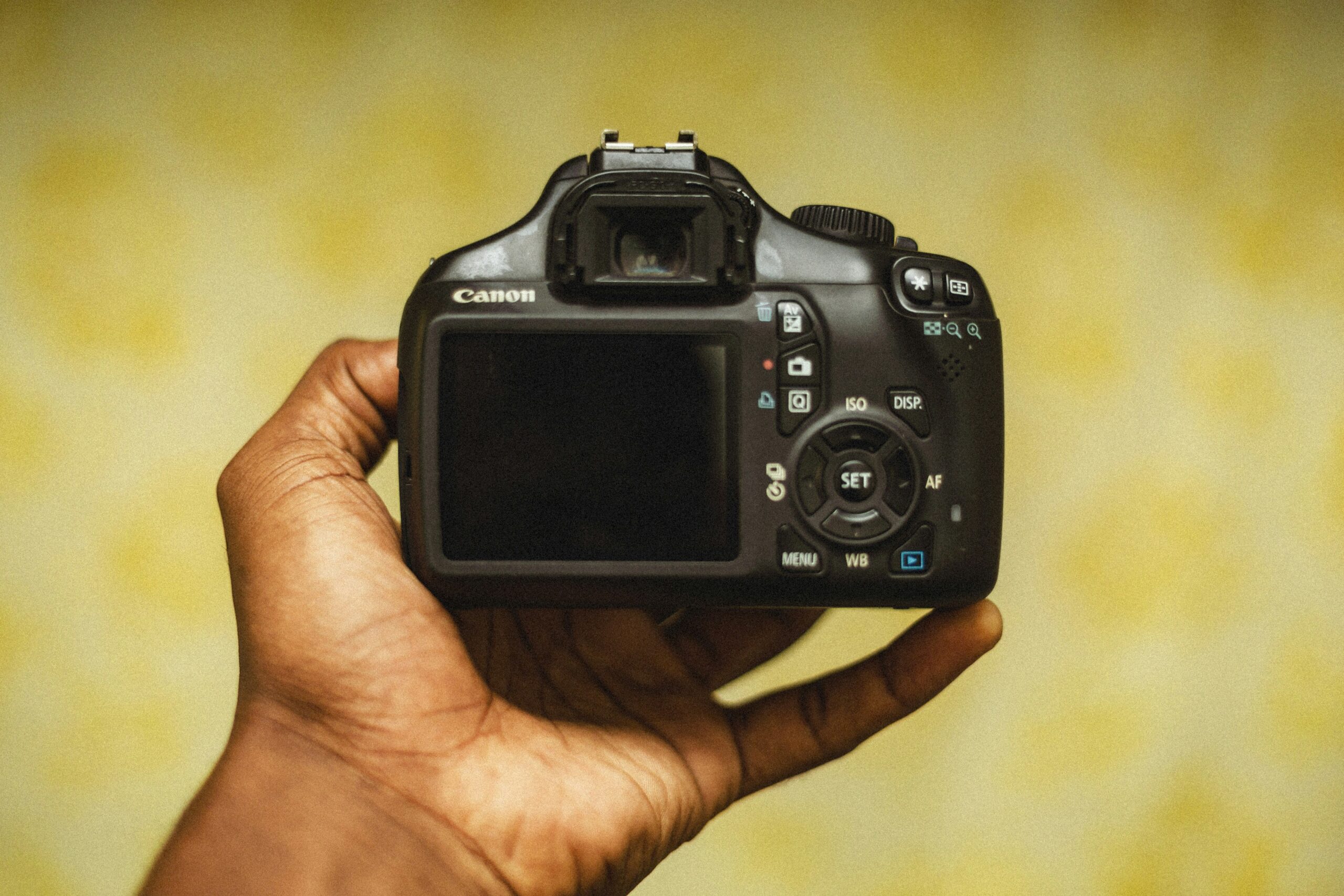 What Focal Length Is 10x Magnification?